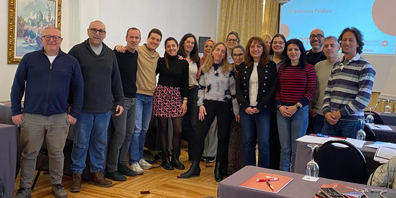 UGT refuerza su estrategia sindical estatal en defensa de la profesión docente y la escuela públicaUGT defensa escuela pública